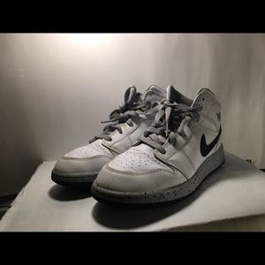 Air Jordan 1 Mid White Cement